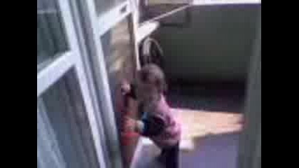 Видео000.3gp