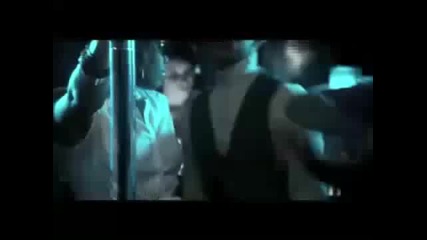 La Sista ft. Daddy Yankee. Jowell & Randy Stripper (remix of the Remix) © 2009 Calidoso Music 