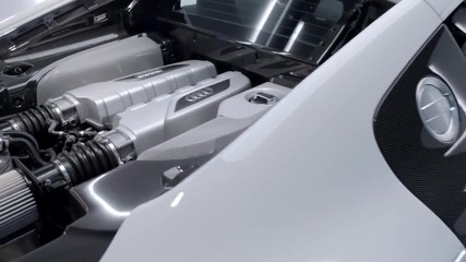 Audi R8 V10 plus на изпитателен стенд ,развиване на моментна тяга