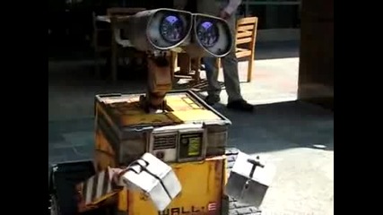 Истинския робот Wall - E