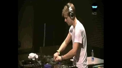 Armin Van Buuren - Full Focus xvid 
