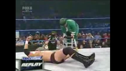Wwe - Hornswaggle Leperton Bomb