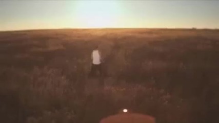 Eminem ft. Rihanna - Love The Way You Lie
