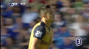 Алексис Санчес препарира съперниковия вратар в мача Лестър - Арсенал