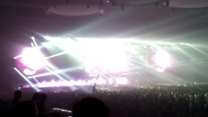 Tiesto Live @ November Lights 2013 [hd] 2/2
