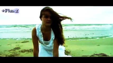 Christos Fourkis - Makes Me Wonder