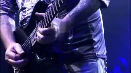 Toto - Hold the Line (live in Paris 2007)