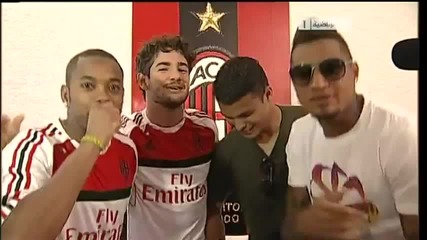 Kevin-price Boateng, Robinho, Pato и Silva изпълняват happy birthday
