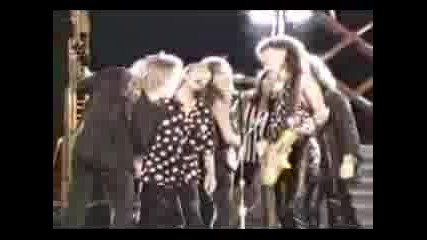 Reo Speedwagon - Live It Up