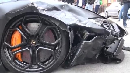 Катастрофирало Lamborghini Aventador