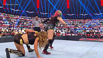 Asuka vs. Mickie James – Raw Women’s Championship Match: Raw, Sept. 14, 2020