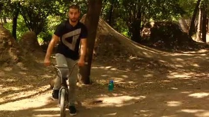 Bmx Tricks : Bmx: 360 Jump