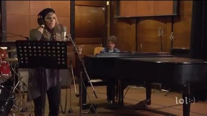 Видео! Когато Андреа записва песен!