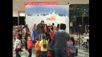 Lil Sha & Big Sha - Az sym (live in Mall Varna 22 01 2010) 