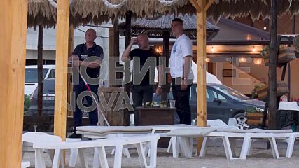 Бой и стрелба на варненски плаж, двама са с опасност за живота