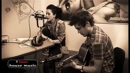 Inna - Singing Live with guitar @ Fg Radio