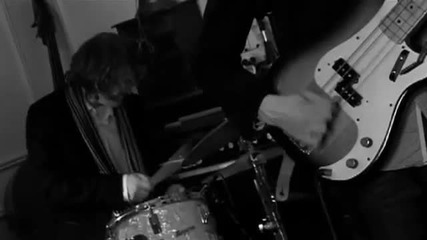 Kirsty Almeida and The Troubadours - it Scares Me