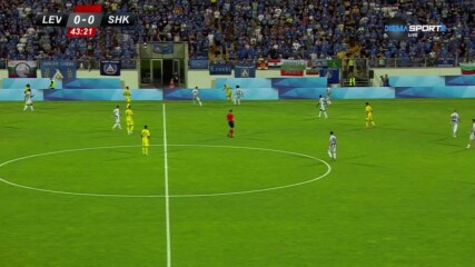 Уелтън вдигна публиката на крака