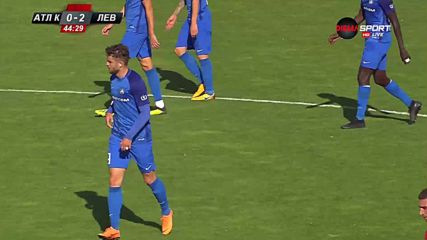 Блицкриг за Левски, "сините" с комфортен аванс срещу Куклен