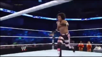 Xavier Woods - Tope Con Hilo