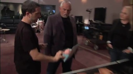 Toy Story 3 Old Friends, New Places Featurette 