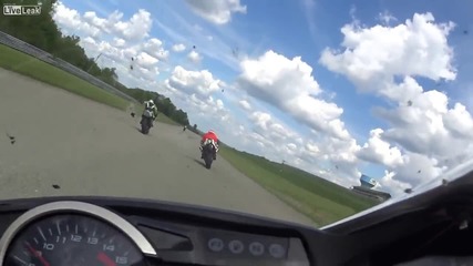 Мото катастрофа по време на състезание