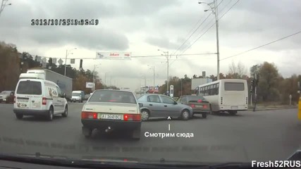 Инциденти по-пътищата в Русия 2012 Car Crash Компилация 38