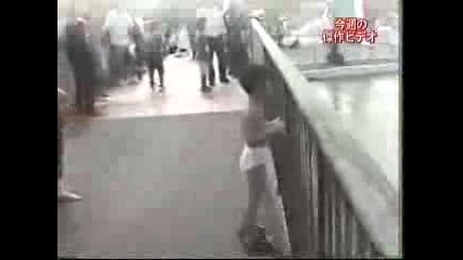 100% Смях Не Е За Изпускане