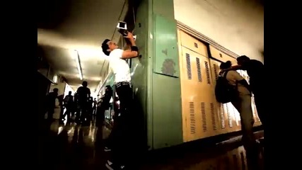 Simple Plan - Im Just A Kid ( Official Video)