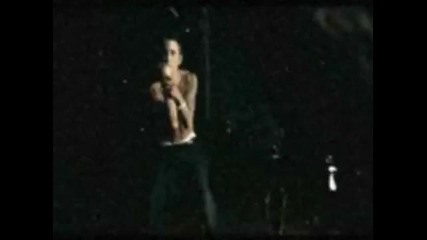 Покъртително Музикално Видео на Eminem { Music Box } 