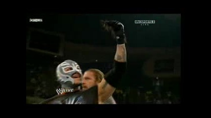 Wwe Raw 19.04.10 - Rey Mysterio спасява Triple H от S E S ! 