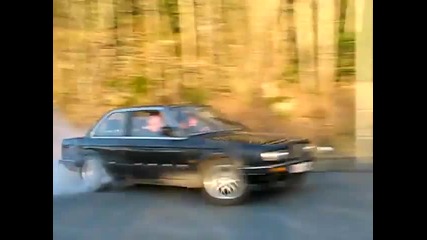 Луд drift с Bmw E 30