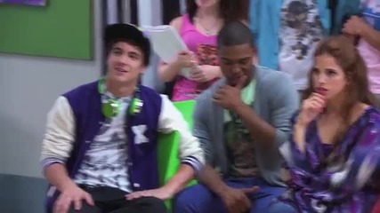 Violetta 2- Francesca e Marco cantano 'podemos' in inglese - (episodio 29)