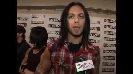 Bullet - For - My - Valentine - interview - at - Kerrang - Awards[www.savevid.com]