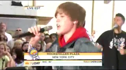 Justin Bieber - Baby {live} 