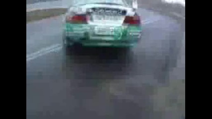 Robert Kubica drifting with Lancer Evo Vi