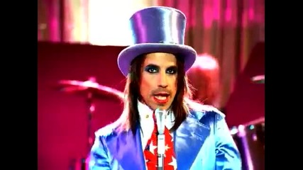 Red Hot Chili Peppers - Dani California (video)