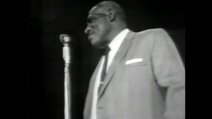 Howlin` Wolf - How Many More Years 