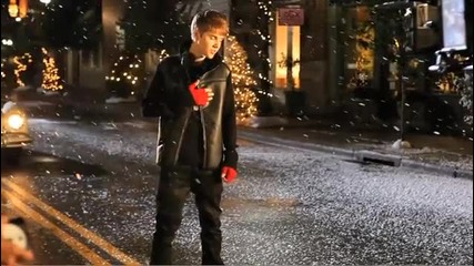 Justin Bieber в студиото ( Under The Mistletoe )