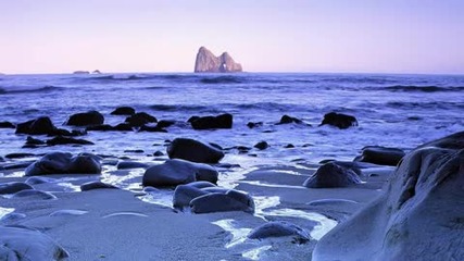 Washington - As Waves Shape The Sea