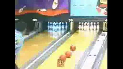 Ramp Bowling Shot.avi
