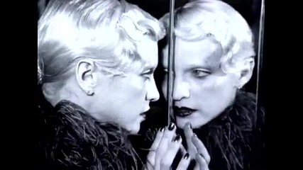 Madonna - Deeper And Deeper 1992 (бг Превод)