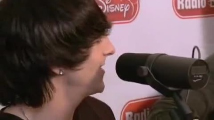 Mitchel Musso - Shout It - (live) Acoustic - On Radio Disney (hq) 