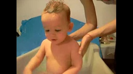 Майки Се Залива От Смях В Банята 1 - Ва Част