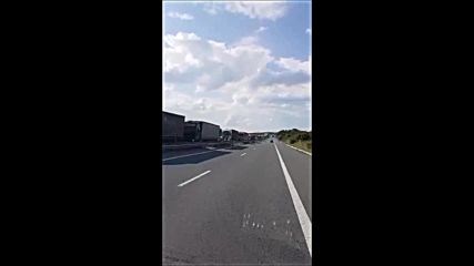 Задръстване между Перник и Дупница заради катастрофа