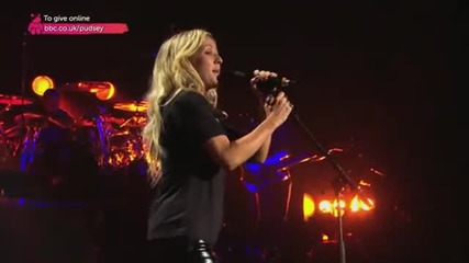 Ellie Goulding - Burn (at Children In Need Rocks концерта посветен на деца в беда) 2013*превод*