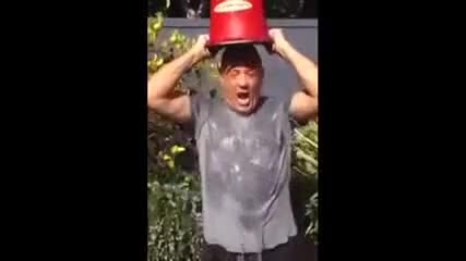 Tom Hanks Als Ice Bucket Challenge