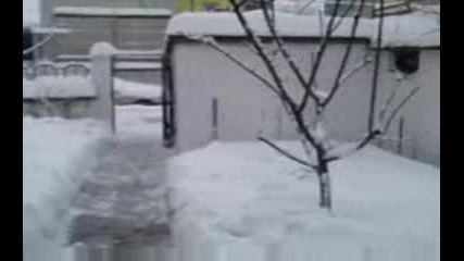Снегът В Лом 20.02.2009