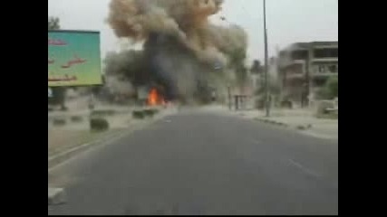 Експолозия На Кола Бомба - Ирак