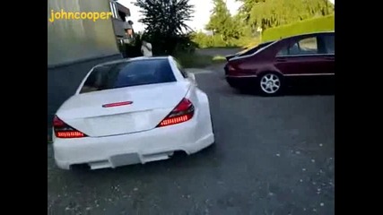 Mercedes Amg Sl Black Series в Бяло